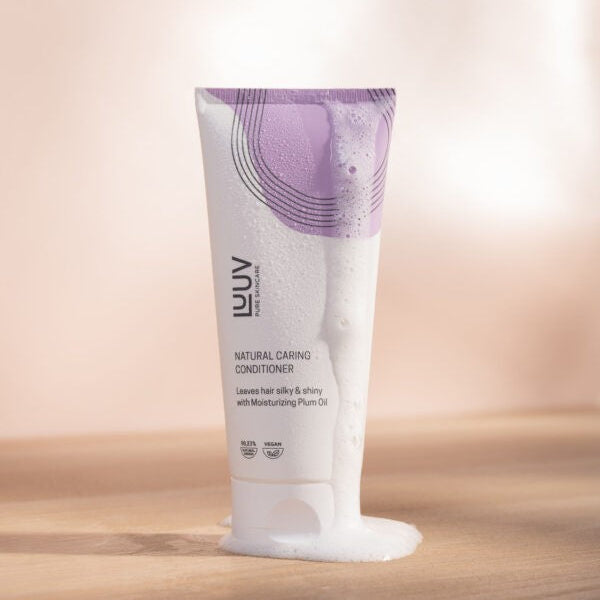 Natural Nourishing Conditioner with Plum Oil, 200 ml